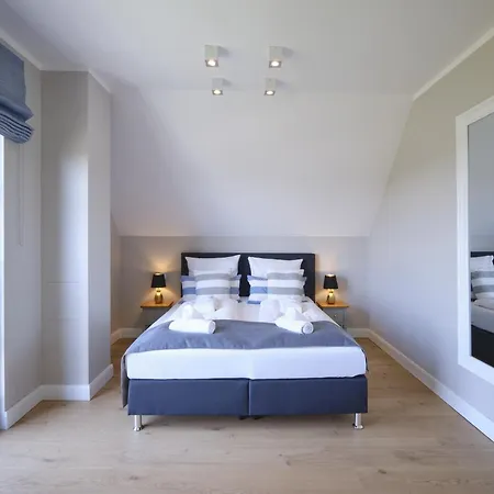 Reetland Am - Premium Reetdachvilla Mit 3 Schlafzimmern, Sauna Und Kamin H21 بيت للعطل