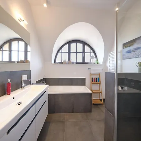 別荘 Reetland Am Premium Reetdachvilla Mit 3 Schlafzimmern, Sauna Und Kamin H11 *