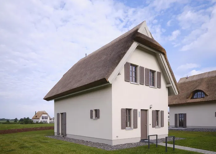 Reetland Am - Premium Reetdachvilla Mit 3 Schlafzimmern, Sauna Und Kamin H21 *